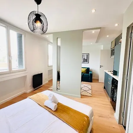 Diebold 1 - 1 Bedroom - Gare De Vaise Διαμέρισμα Λυών